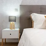 9 Quartos *