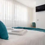 9 Quartos Hotel Avelar