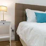 Hotel 9 Quartos Avelar