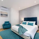 9 Quartos Hotel *