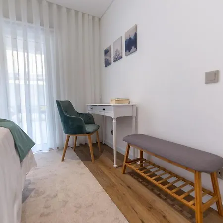 9 Quartos Hotell Avelar