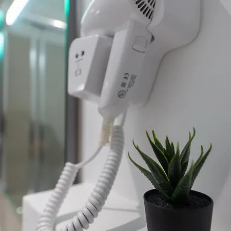 9 Quartos Hotell Avelar