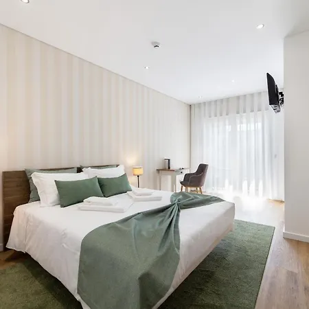 9 Quartos Hotel *