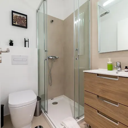 9 Quartos Hotel Avelar