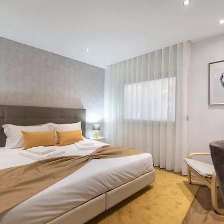 Hotel 9 Quartos Avelar
