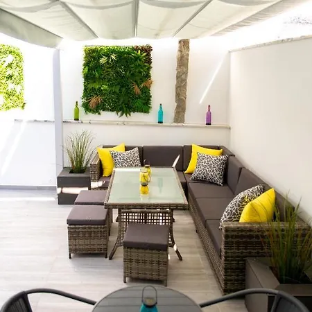 Hotell 9 Quartos Avelar