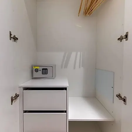 9 Quartos *